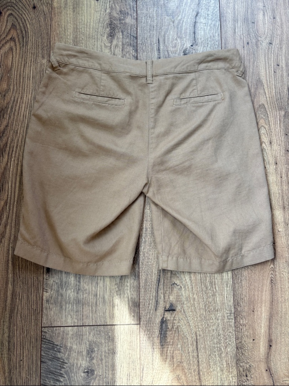 Women's J.Crew Linen-Blend Bermuda Shorts - Picture 5 of 6